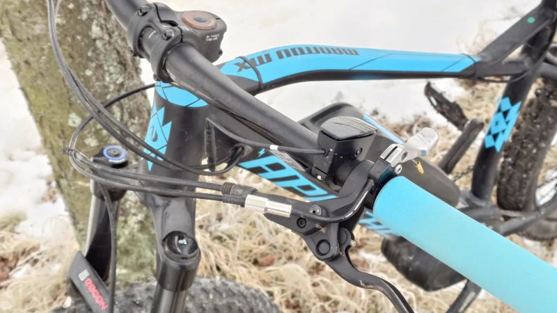 Elektrokolo Apache Hawk MX