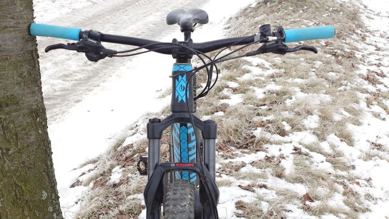 Elektrokolo Apache Hawk MX