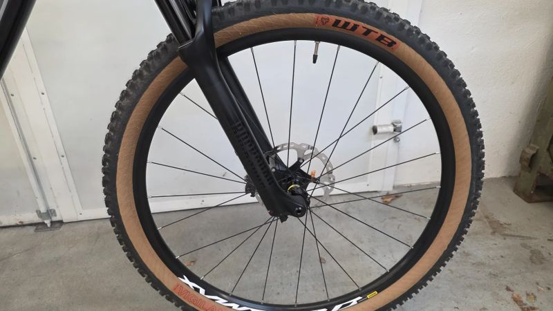 Ghost karbon/al ,xl,xt-xtr