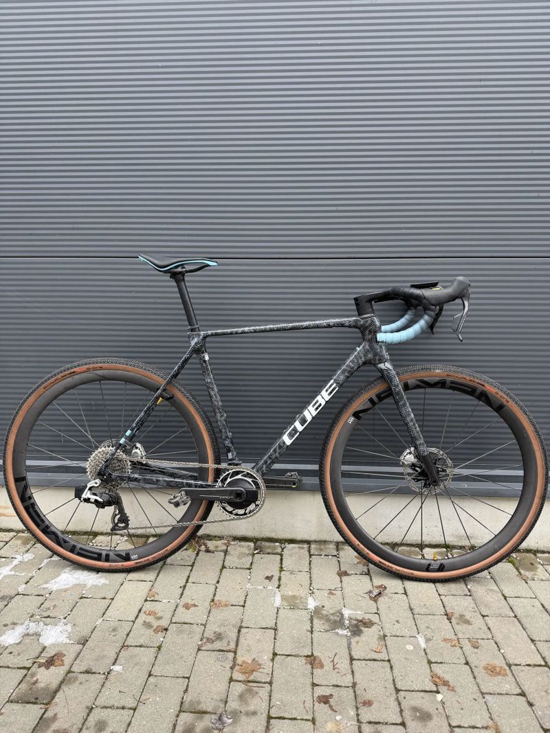 Cube Cross Rače c68 slt + wattmeter