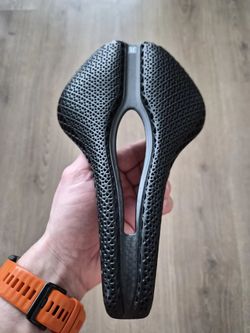 Prodám 3D carbon sedlo Rule