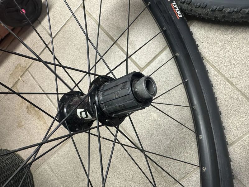 Zapletená kola Syncros+pláště maxxis Aspen 29x2,4