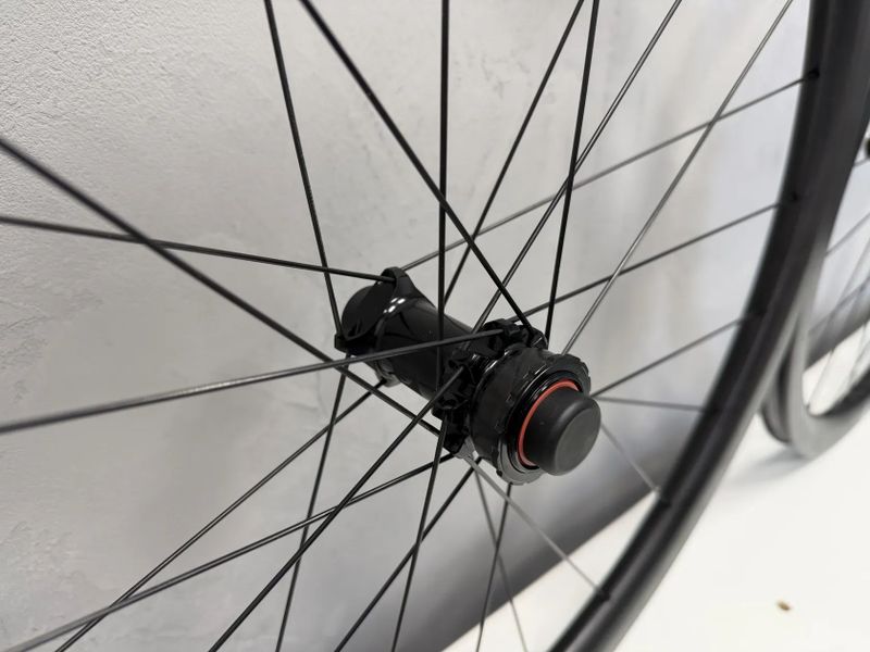 Zapletená kola FULCRUM Wind 42 DB