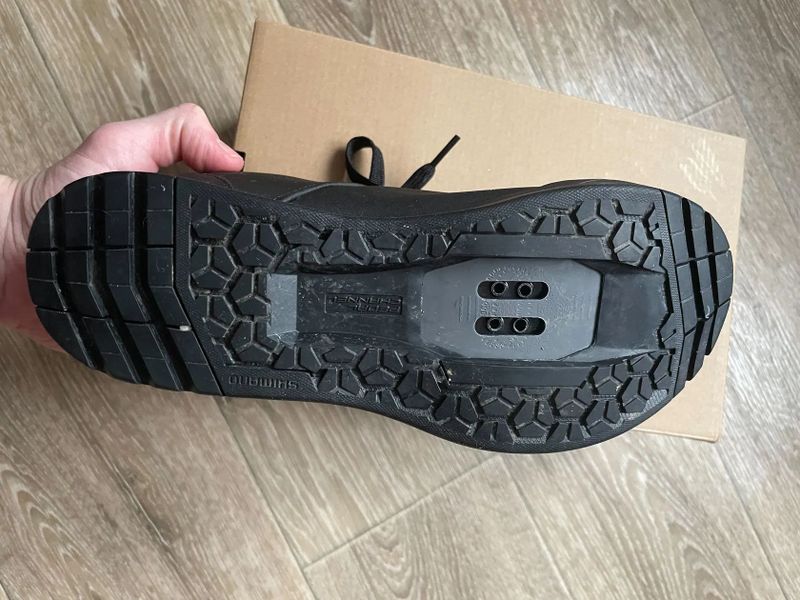 Tretry SHIMANO SH-AM503ML Black - 41