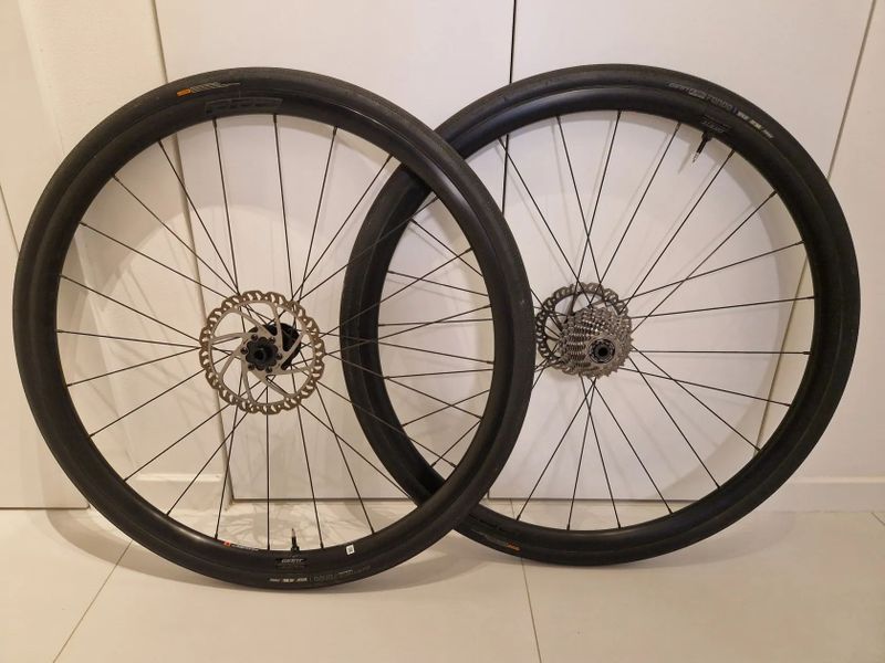 Kolesá Giant P-R2 Disc + kazeta