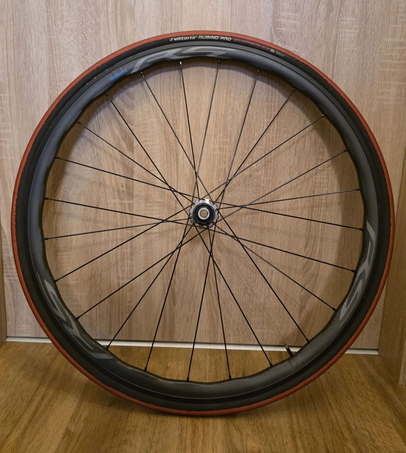 Zapletená kola Shimano Ultegra Wheelset 28" WH-RS770 C30 Center Lock 