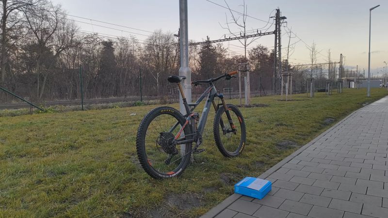 Cube Stereo 140 | FOX Factory