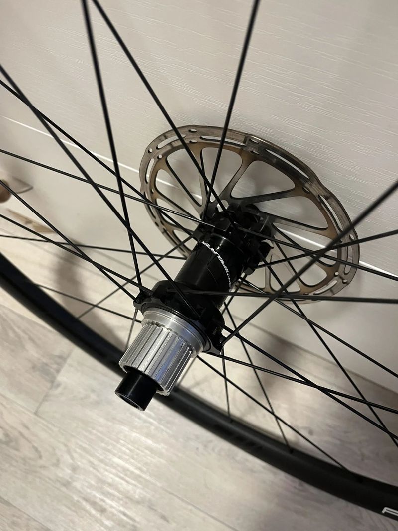 Zapletená kola FSA Afterburner i25 Boost - Microspline - 6děr