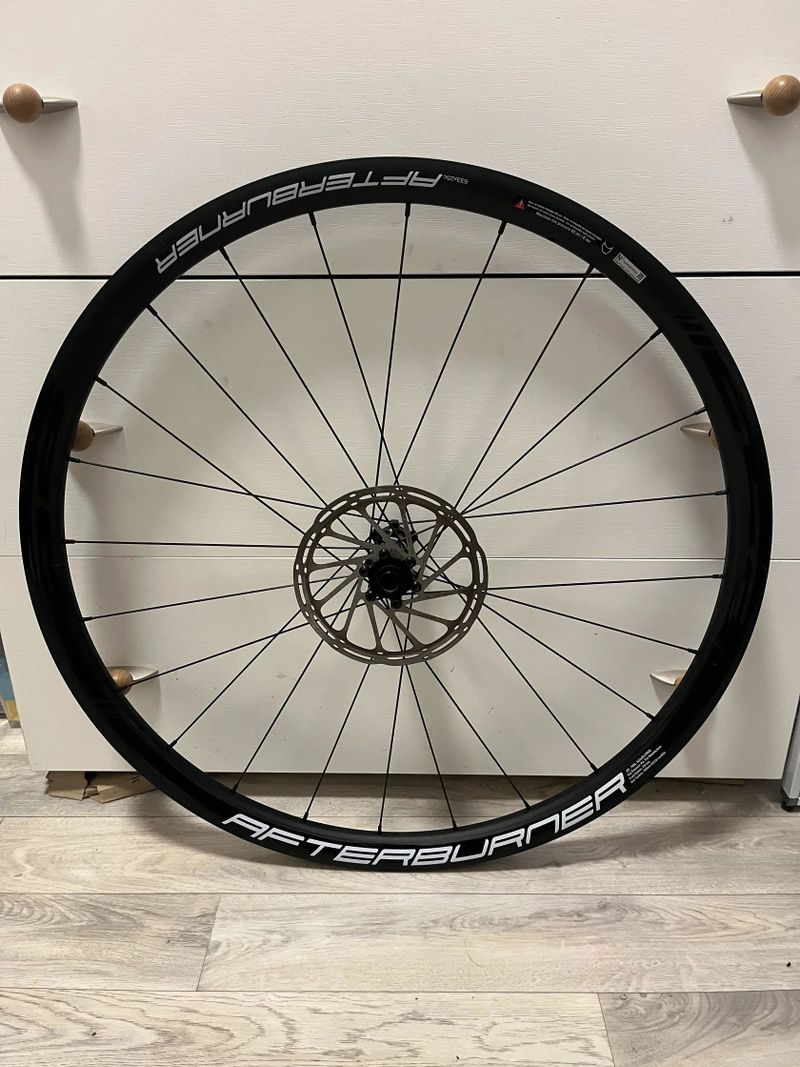 Zapletená kola FSA Afterburner i25 Boost - Microspline - 6děr