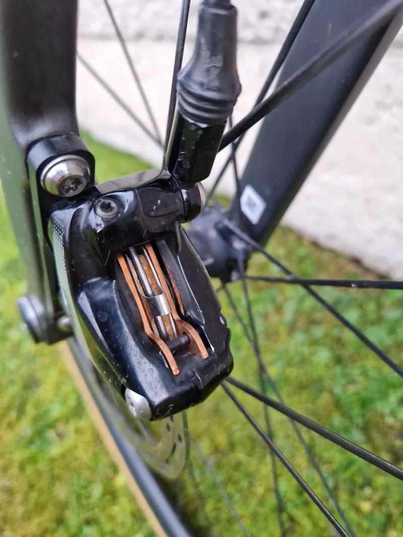 Canyon Inflite CF SLX