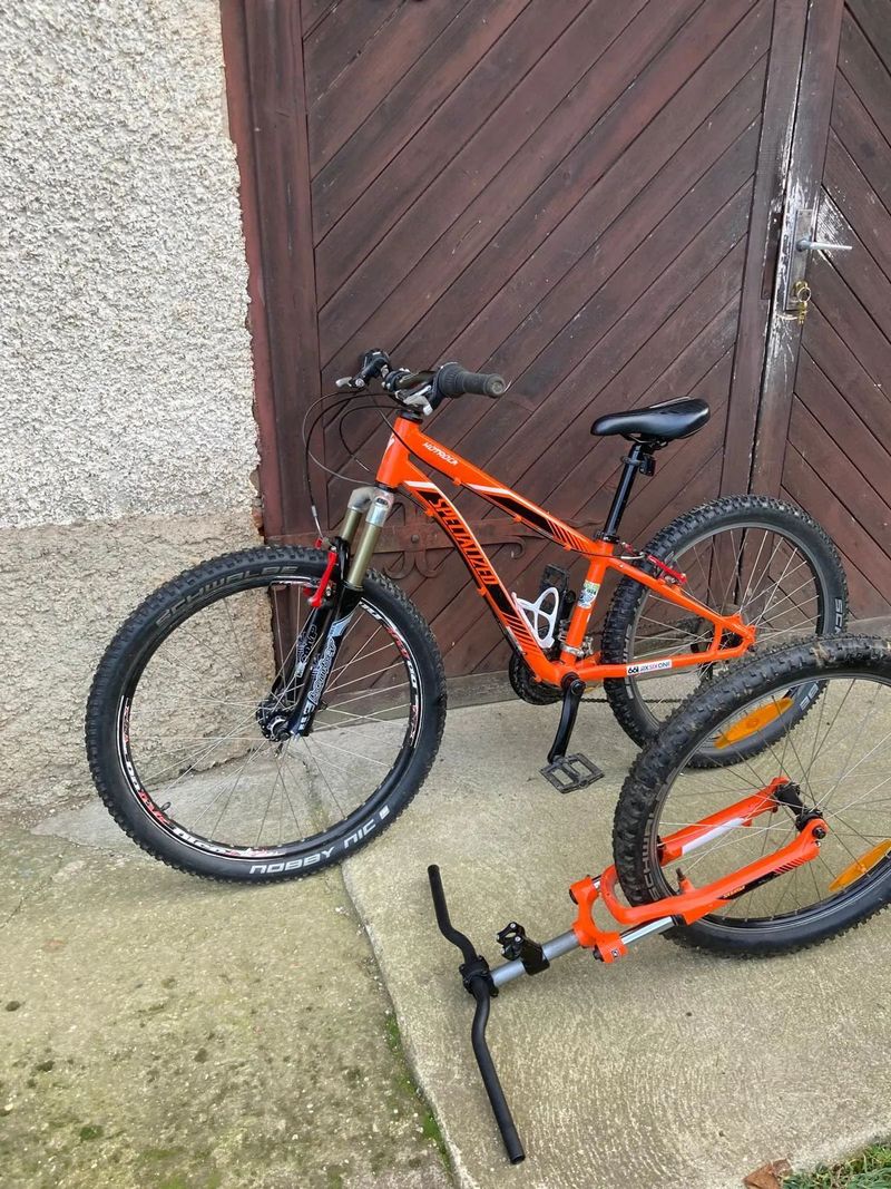 Specialized Hotrock 24