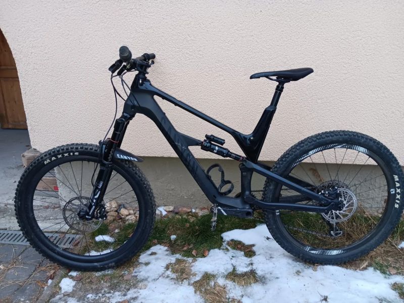 Canyon Spectral CF 9 XL