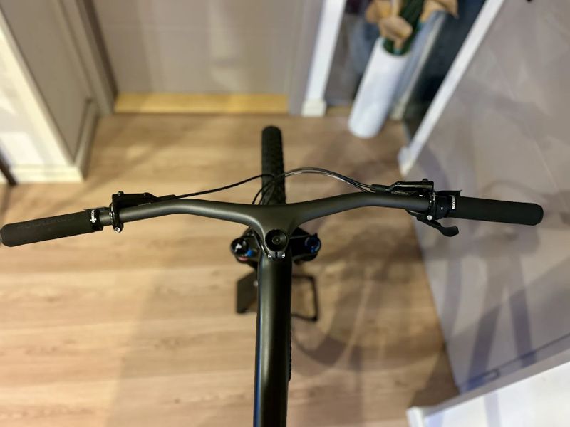 Specialized Epic HT 29” L jen 900km