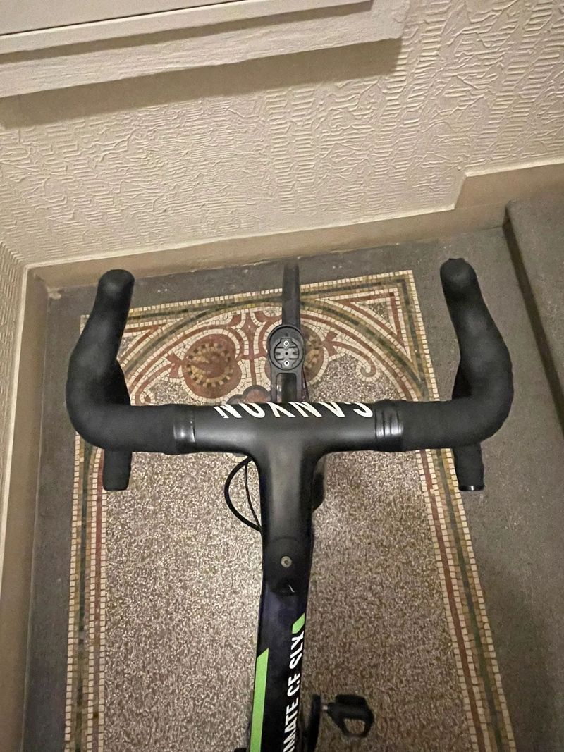 Canyon Ultimate CF SLX