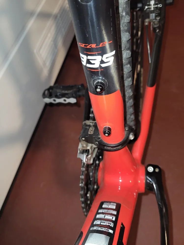 Scott Scale 935