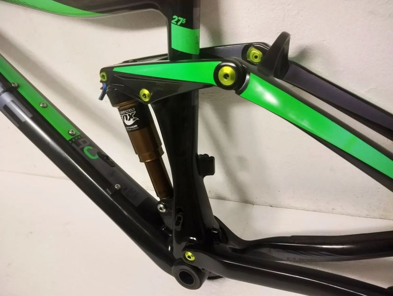 Cube Stereo HPC full Carbon + FOX CTD Factory Kashima - téměř 