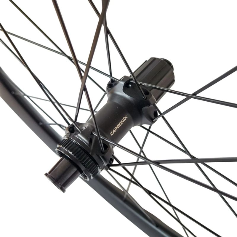 Karbonová gravelová aero kola – Carbonix HORIZON 45 | 26 mm vnitřní šířka | dráty Pillar | 1540 g