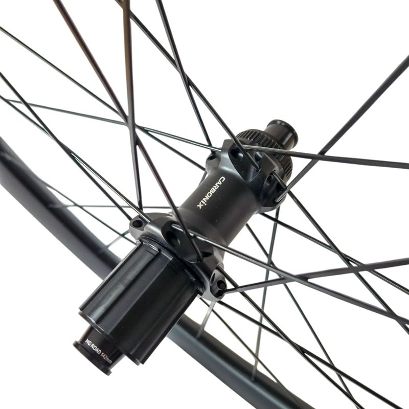 Karbonová gravelová aero kola – Carbonix HORIZON 45 | 26 mm vnitřní šířka | dráty Pillar | 1540 g