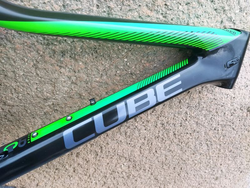 Cube Stereo HPC full Carbon + FOX CTD Factory Kashima - 2320 g 