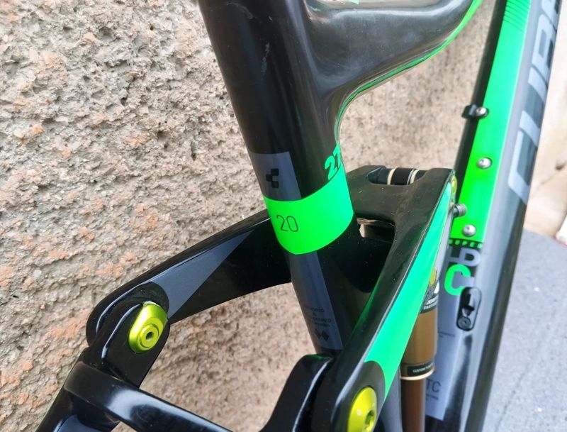 Cube Stereo HPC full Carbon + FOX CTD Factory Kashima - 2320 g 