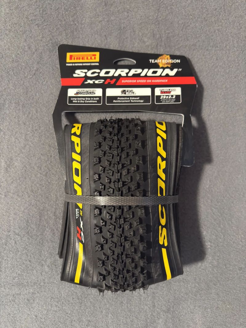 Pirelli Scorpion XC H Pro Wall 29x2,2 Team Edition