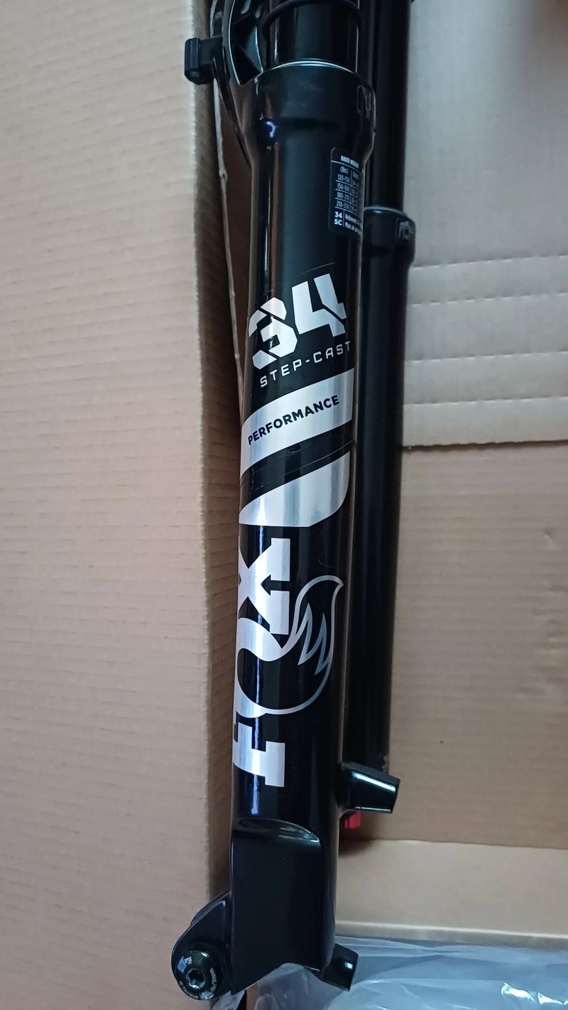 MTB vidlice Fox Performance SC 34