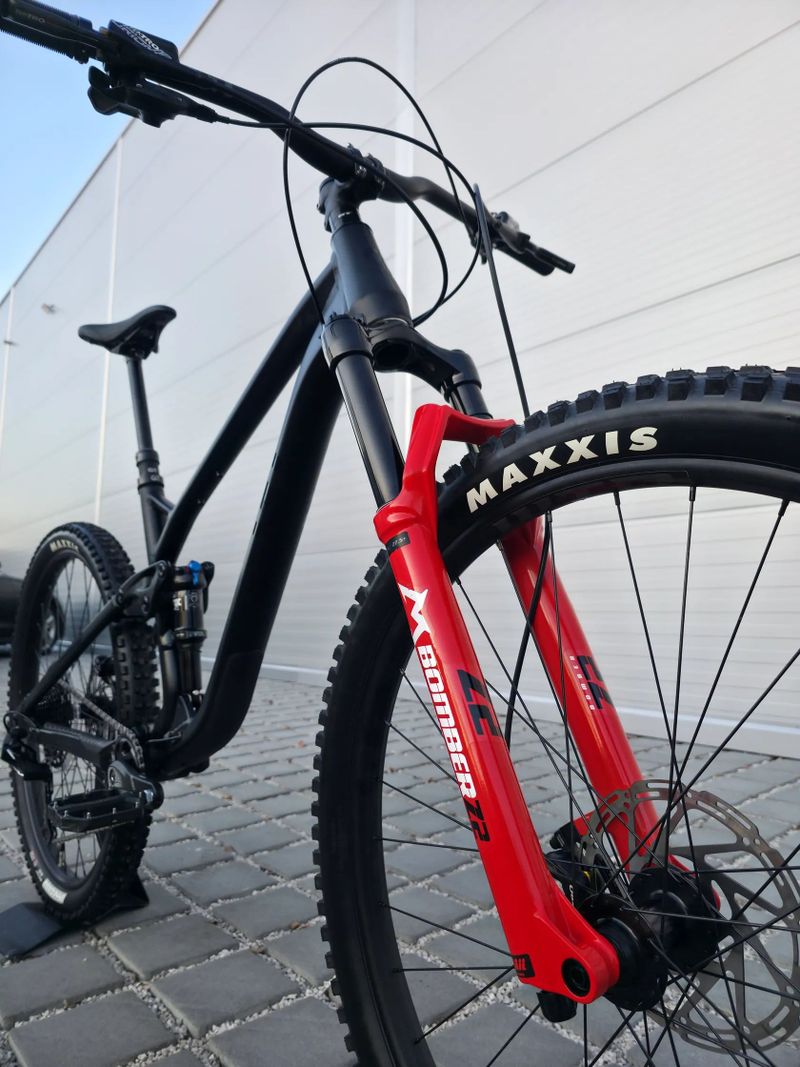 GT Sensor Comp BBQ 29″ velikost L / nové / Marzocchi / FOX Float / SRAM SX Eagle / Allmountain