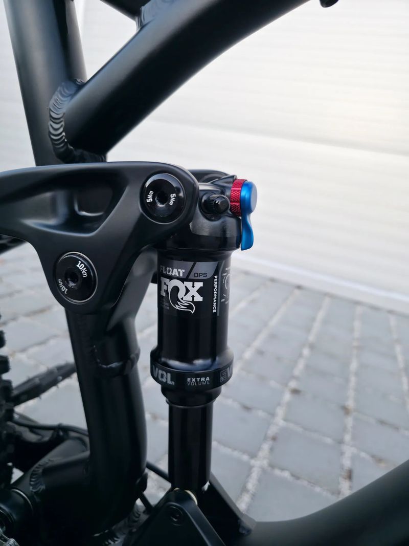 GT Sensor Comp BBQ 29″ velikost L / nové / Marzocchi / FOX Float / SRAM SX Eagle / Allmountain