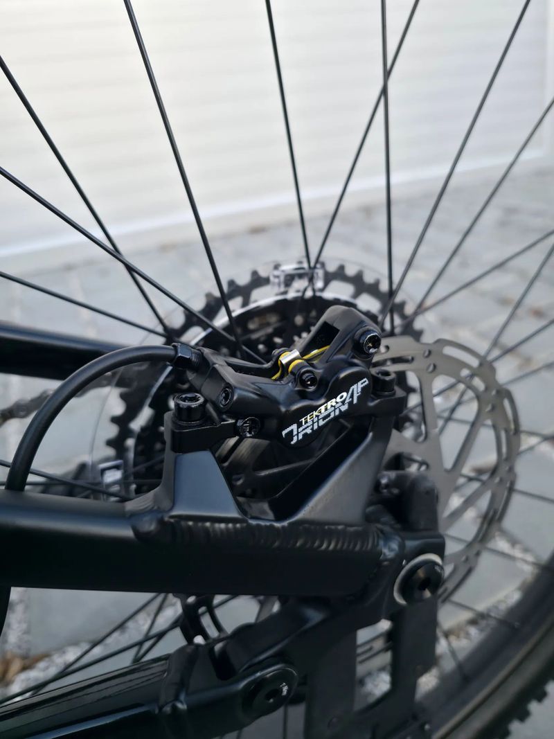 GT Sensor Comp BBQ 29″ velikost L / nové / Marzocchi / FOX Float / SRAM SX Eagle / Allmountain