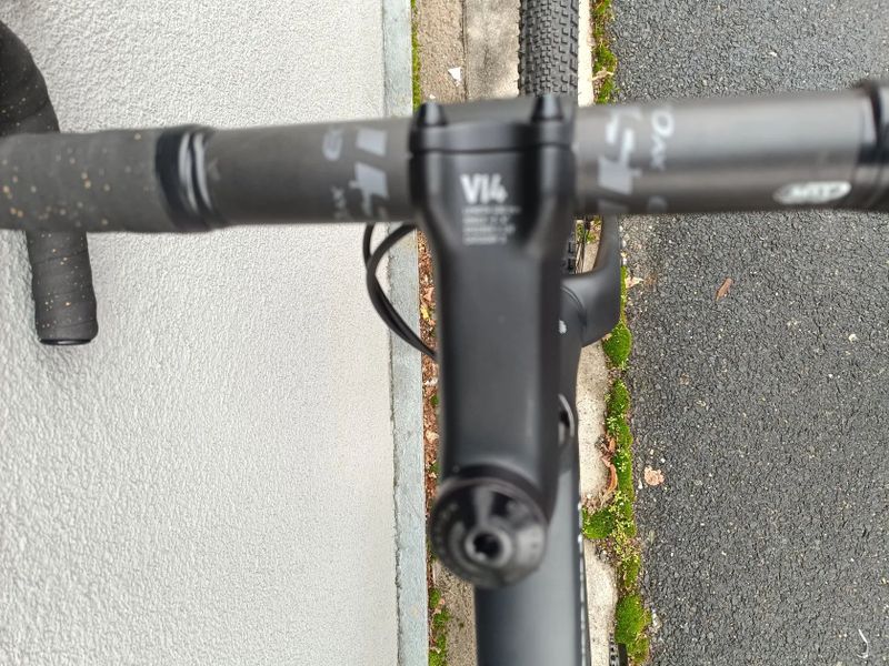 Gravel kolo Cannondale TOPSTONE - velikost L(výška postavy dle výrobce 177-193 cm)