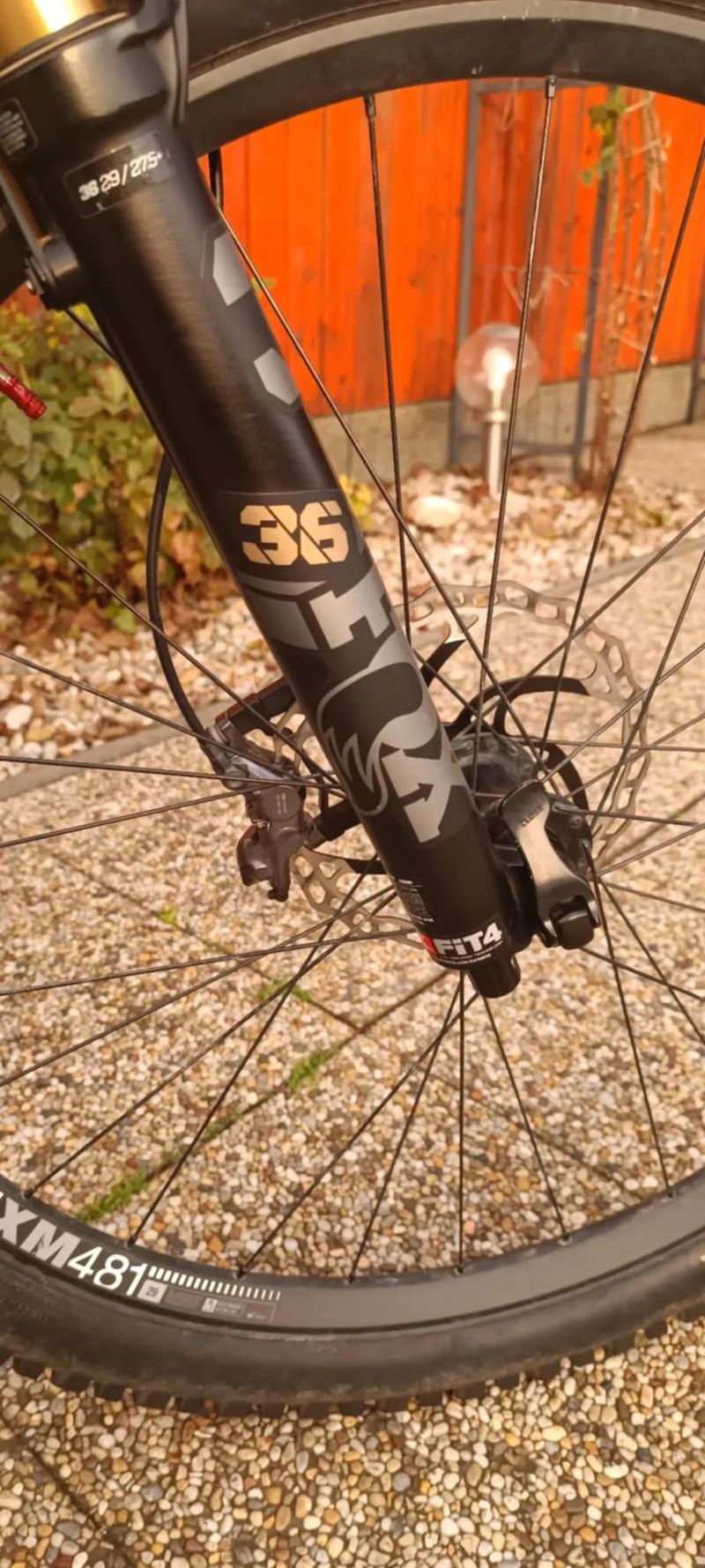 YETI SB150 – Enduro race machine | skvělý stav