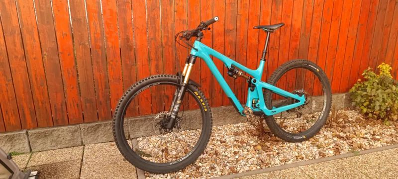 YETI SB150 – Enduro race machine | skvělý stav