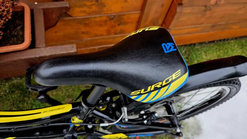 Dětské kolo 20" Rock Machine Surge 4-9let postava 100-135cm.