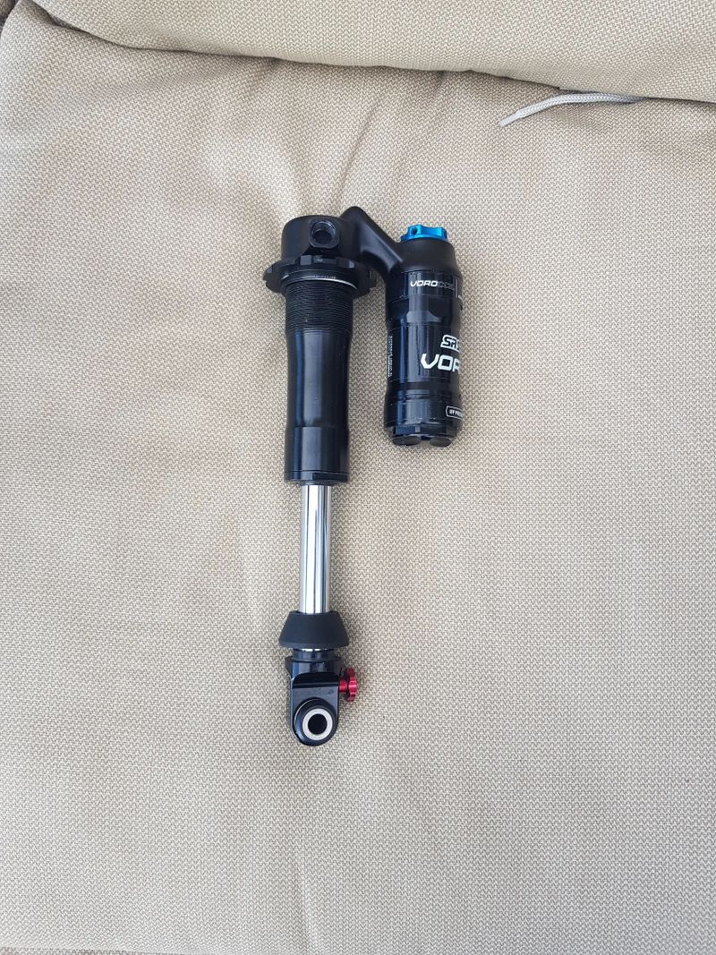 SR Suntour VORO Coil 205x65 Trunnion(DVO Jade)