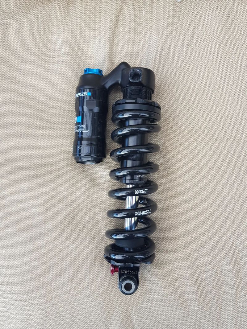 SR Suntour VORO Coil 205x65 Trunnion(DVO Jade)