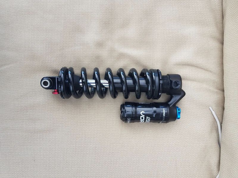 SR Suntour VORO Coil 205x65 Trunnion(DVO Jade)