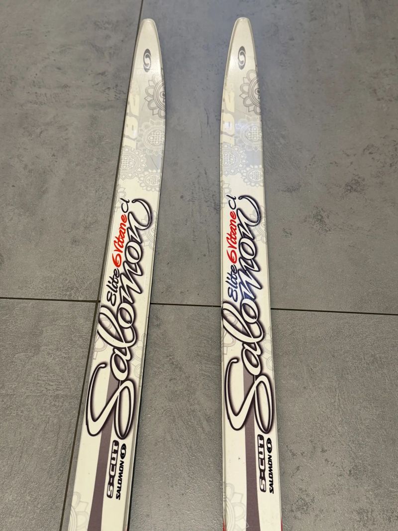 Prodám dámské běžky - komplet sada Salomon Elite6 Classic 182 cm + vázání NNN + hůlky