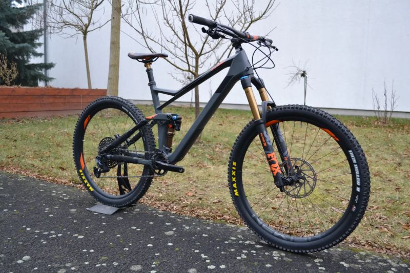 Cube Stereo 140 HPC TM 27.5 (L) Carbon Kashima