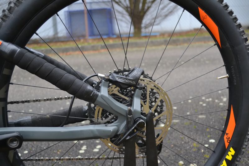 Cube Stereo 140 HPC TM 27.5 (L) Carbon Kashima