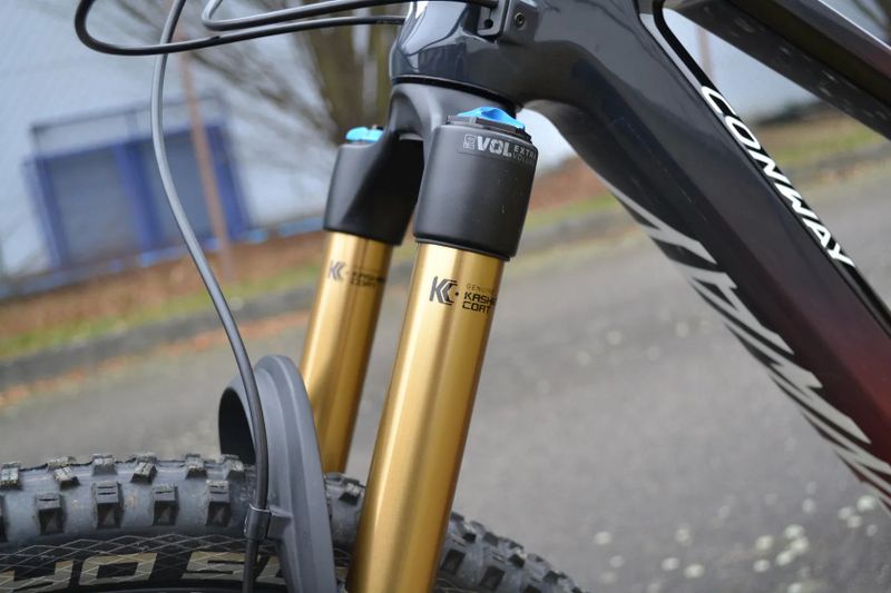 Conway WME 829 (M) Top Stav