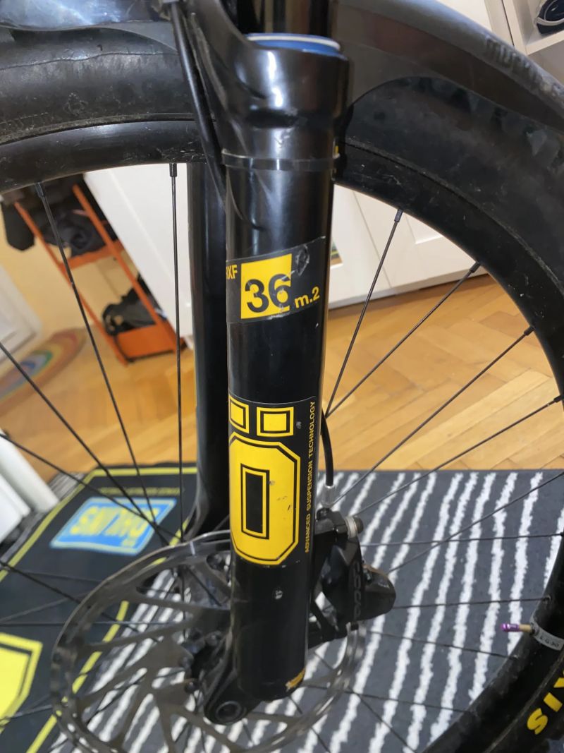 Ohlins rxf 36m.2 29” 170mm(Přidám patronu která udělá zdvih 150mm)