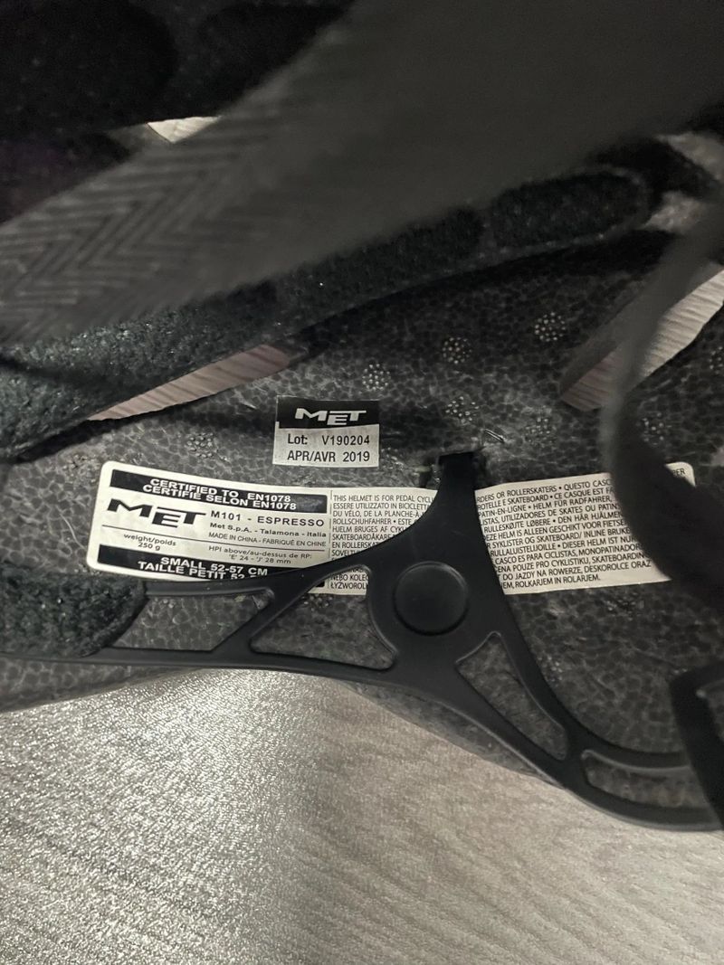 Dámská helma MET Espresso vel.52-57