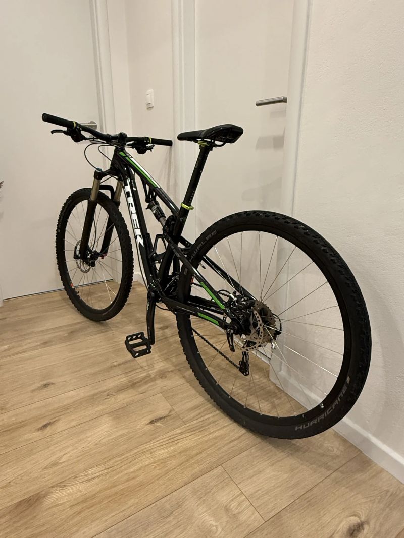 Trek SUPERFLY FS 8 XC Black/Team Green