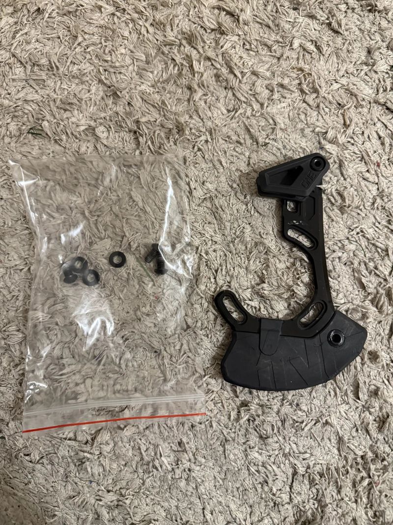 Vodítko řetězu OneUp