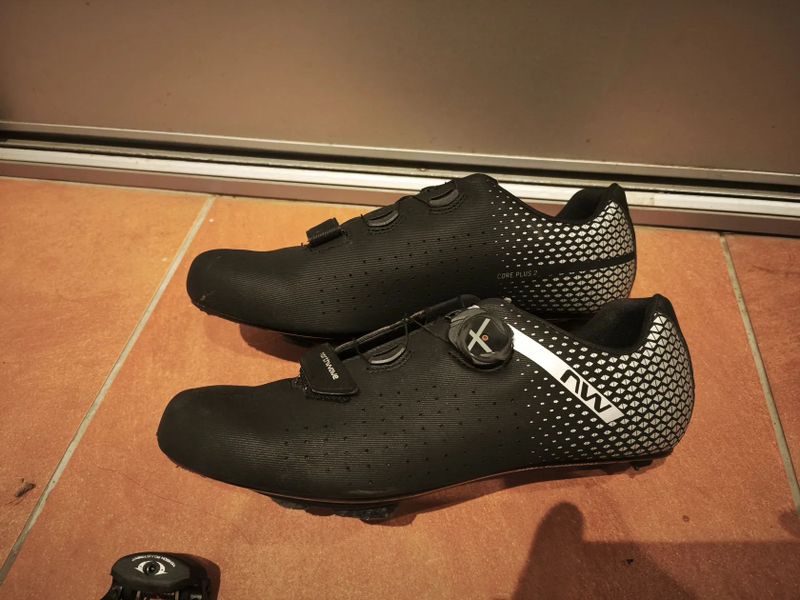 Northwave Core Plus 2 - 45 + pedály titanová osa