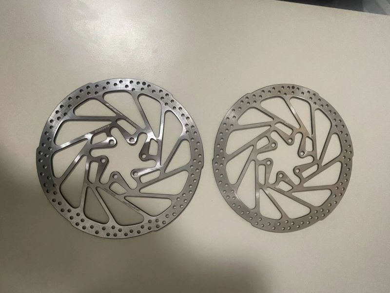 Brzdový kotouč TRP R180S01E