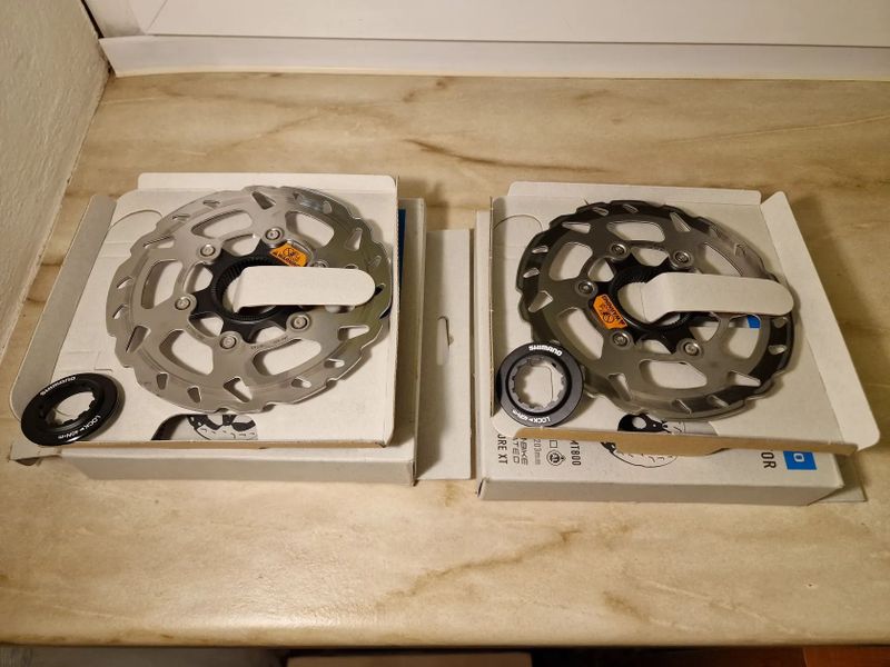 Kotouče Shimano SM-RT70-SS 140mm