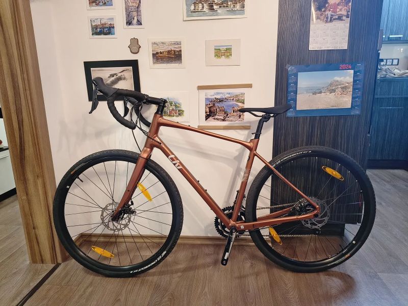 LIV Devote 2 terracotta