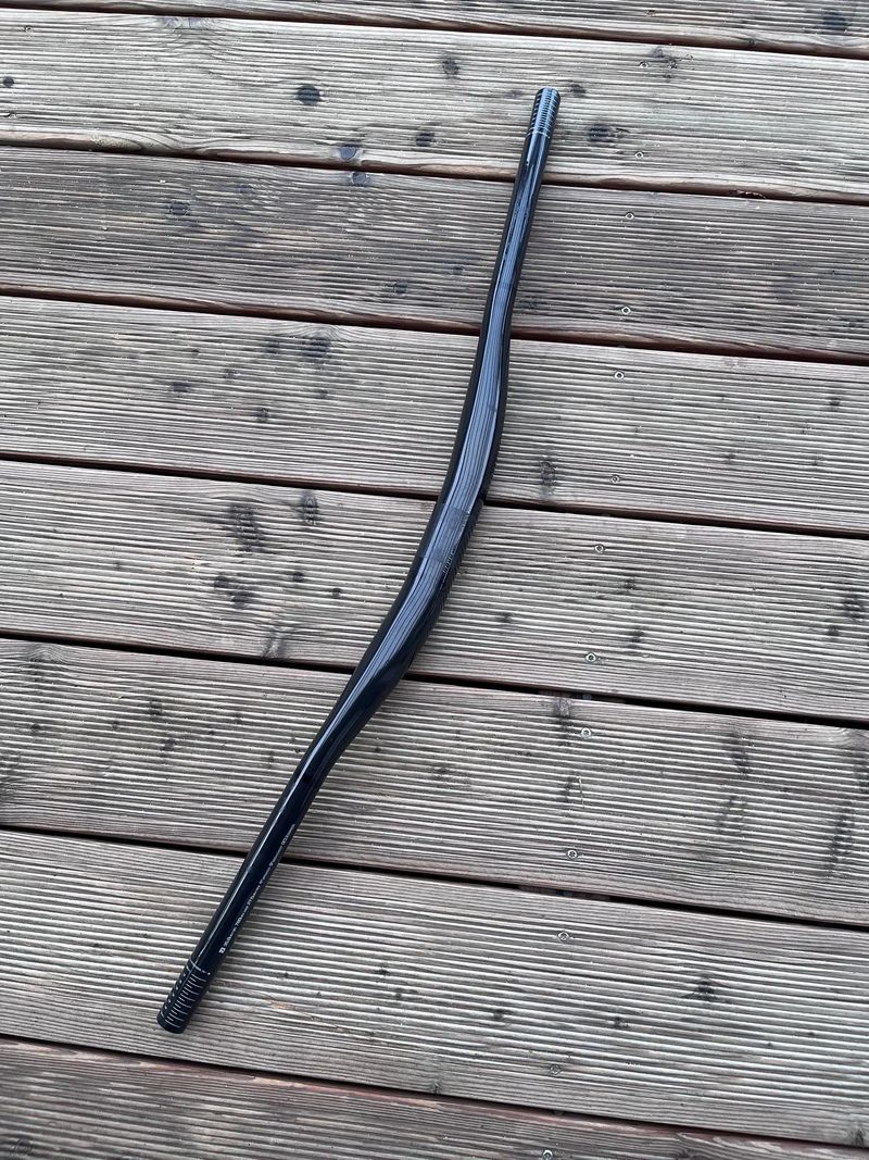 Řídítka Bontrager Line Pro Carbon 35 780mm