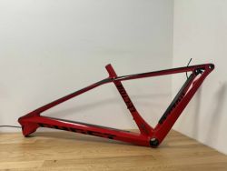 Karbonový rám GHOST Lector 3.9 LC 29" + Kliky SRAM NX